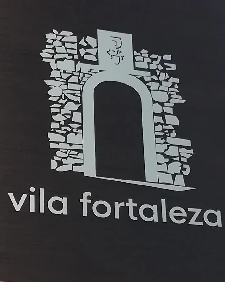 בית נופש מלון אלג'זור Vila Fortaleza